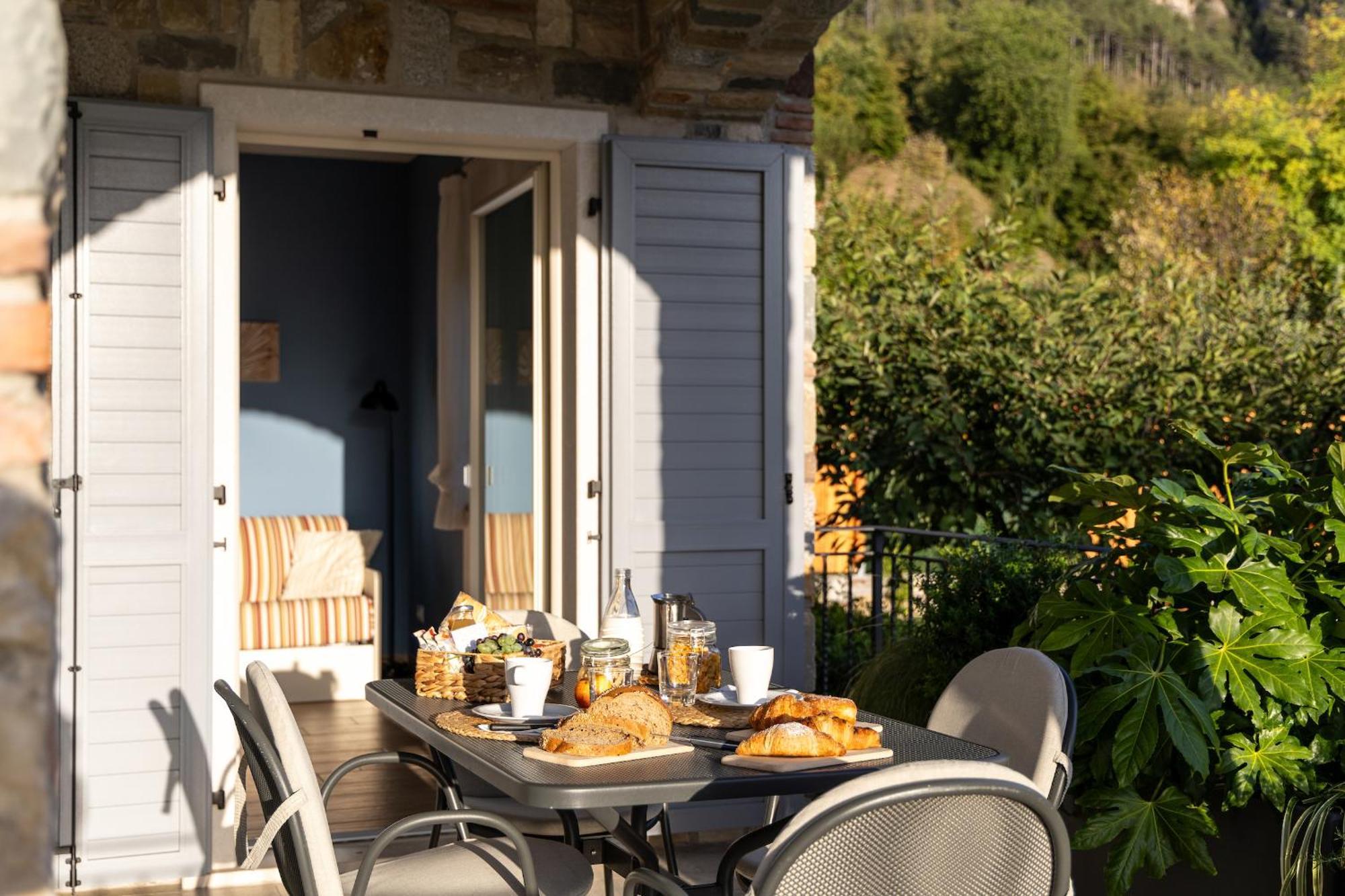 Mos Country House Tremosine Экстерьер фото