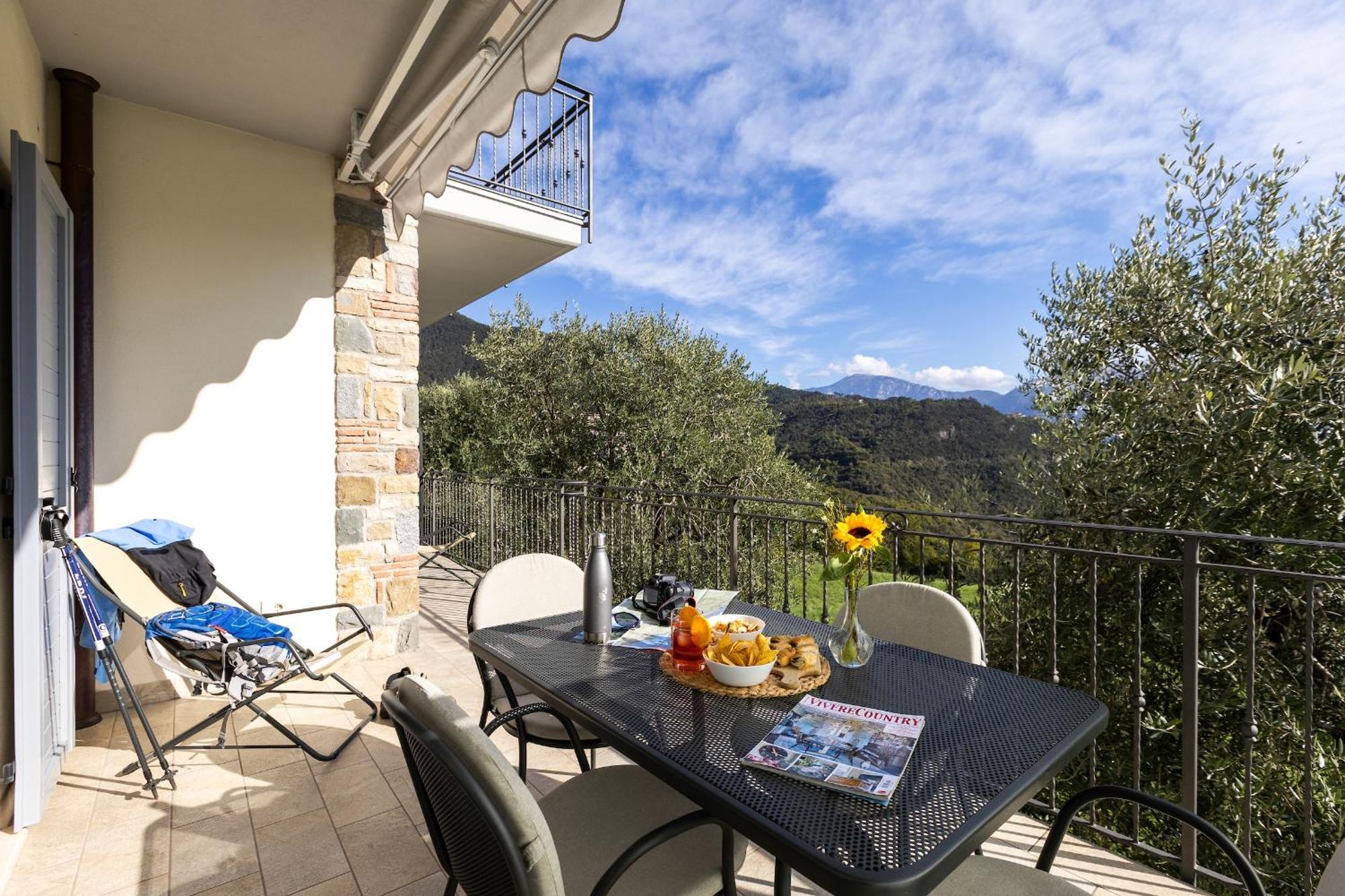 Mos Country House Tremosine Экстерьер фото