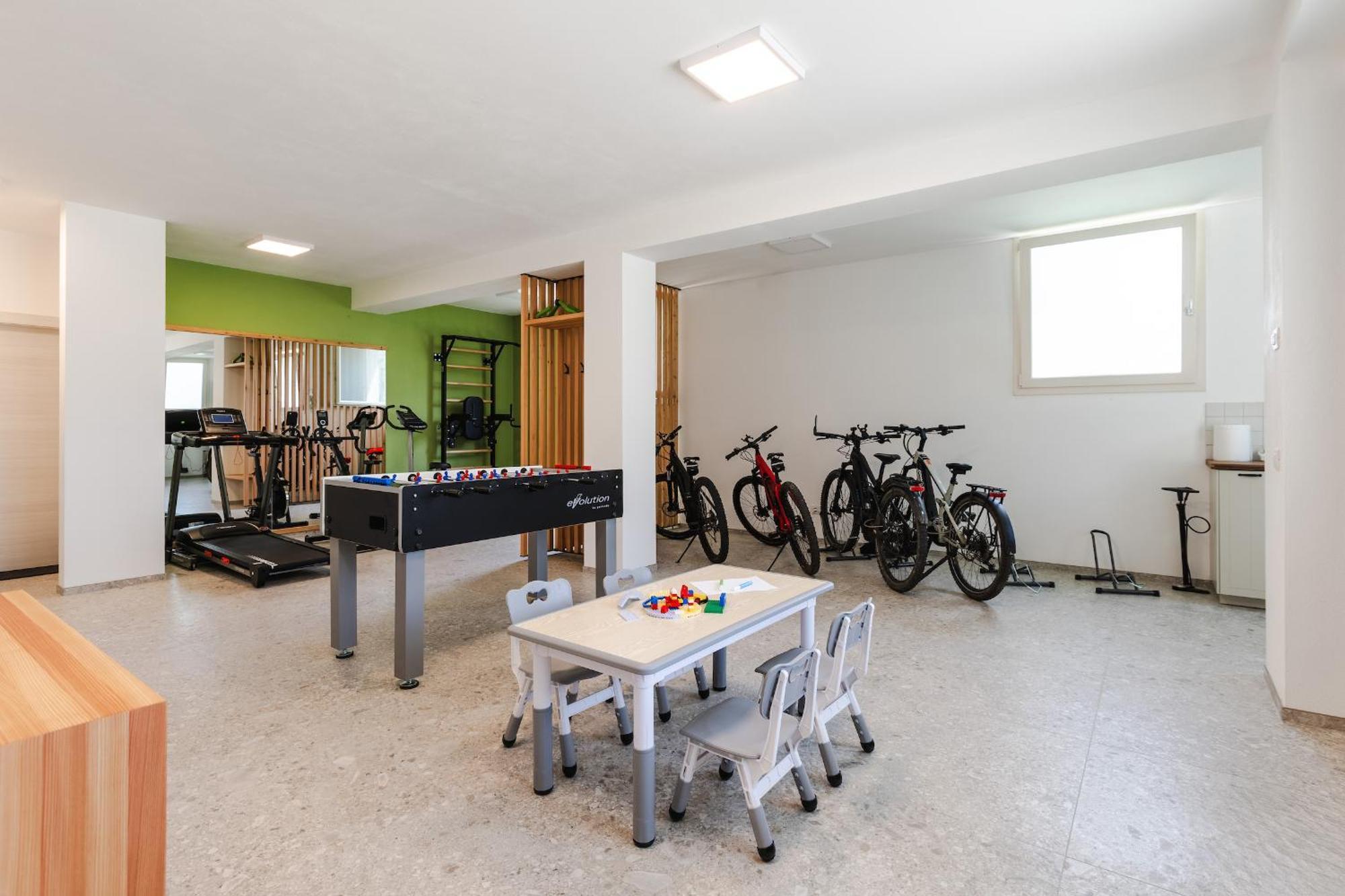 Mos Country House Tremosine Экстерьер фото